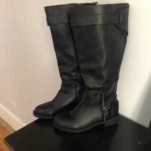 Wide calf boots